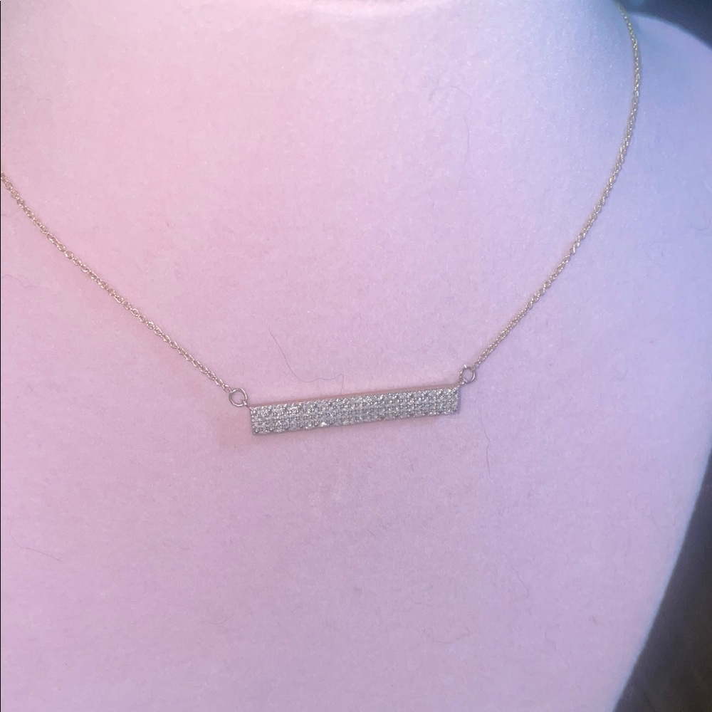 10K Gold Bar & Dimond accent Necklace 
 NWOT